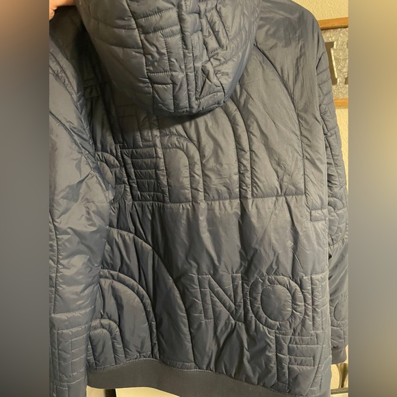 The North Face Alphabet City Jacket - Picture 2 of 3